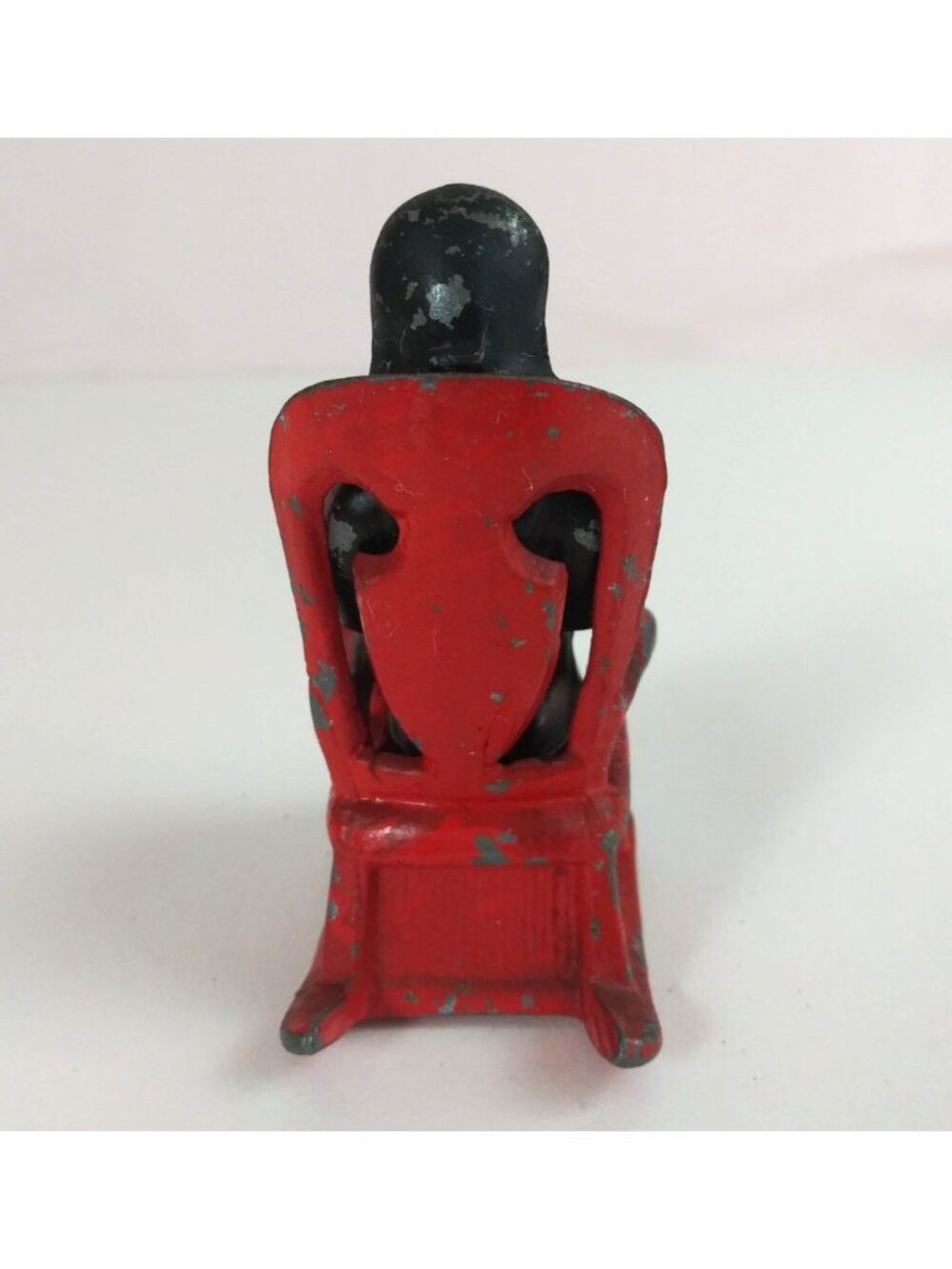 Vintage Amish Woman In Rocking Chair Cast iron Salt & Pepper Shakers - Picture 3 of 7
